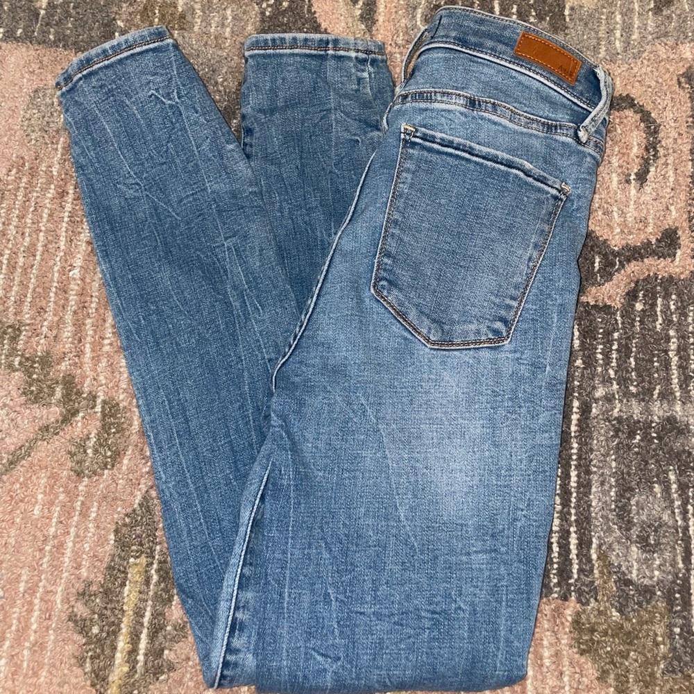 Abercrombie and Fitch Simone High Rise Ankle Jean